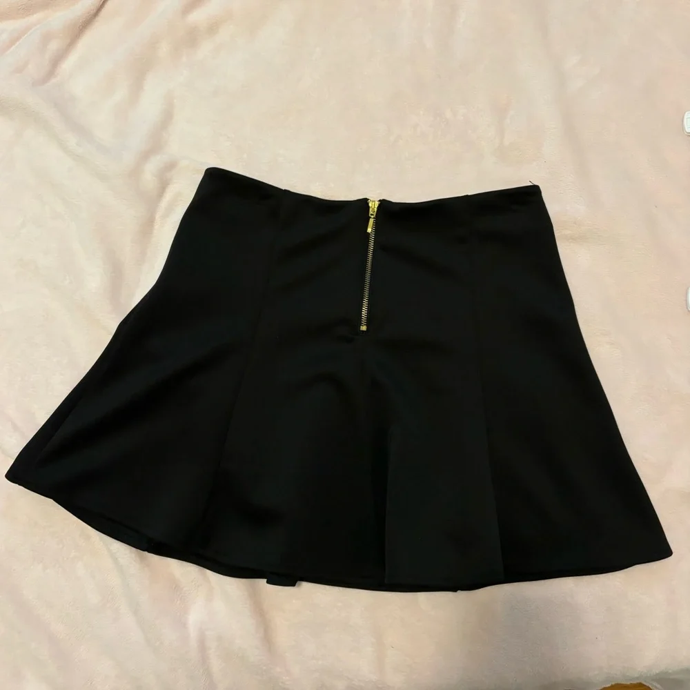 Princess Vera Wang Black A-line Flare Mini Skirt - Size 11 - Picture 2 of 10